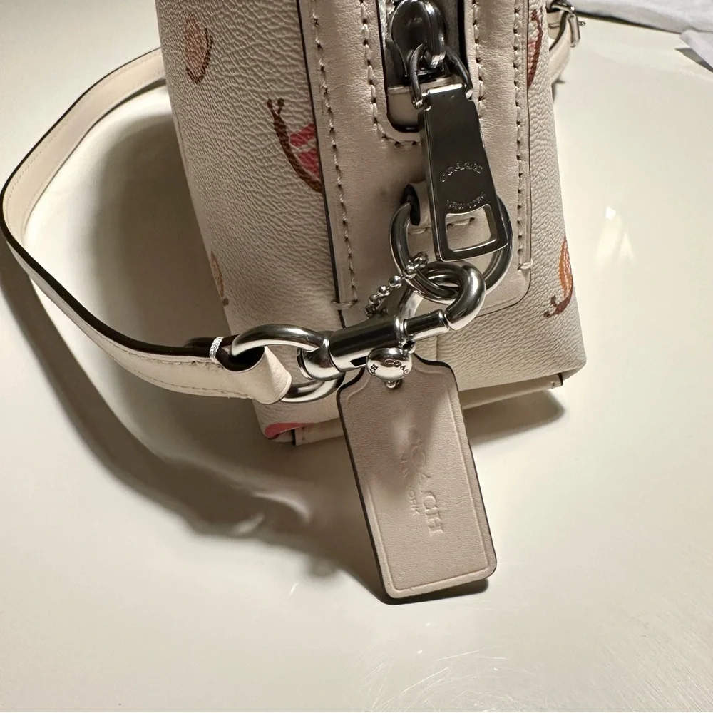 Coach Authentic White Snail Print Women's Bag Madi Women's Crossbody Bag New - Picture 9 of 12